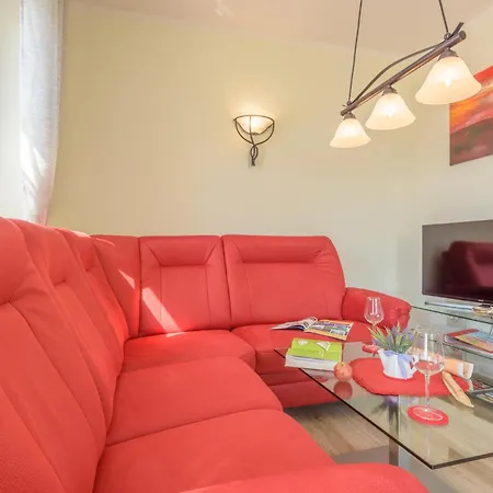 Nyaraló Bellis Perennis